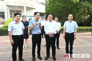 湖人去年季后赛首发詹眉彪里拉 本赛季没用过&仅出战1.3分钟